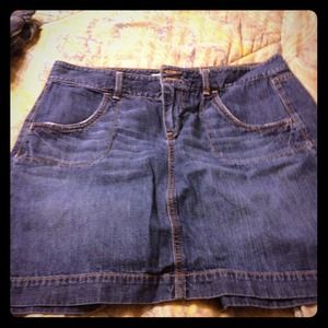 Old navy denim skirt!!