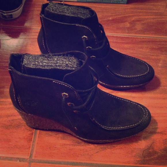 Suede Black Timberland Boots