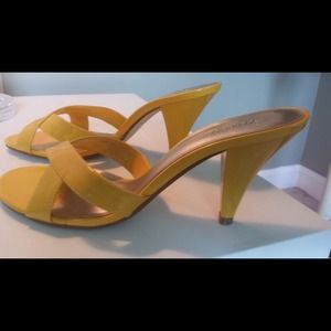 Xappeal NEW yellow sandals