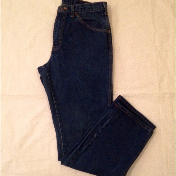 🎉2/$8.00🎉 - Picture 3 of 3