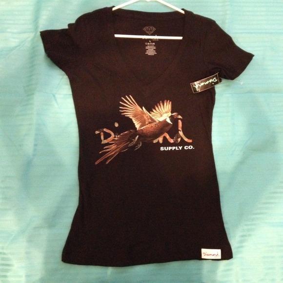 Diamond Supply V-Neck in Black