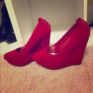 Red hot Shoes