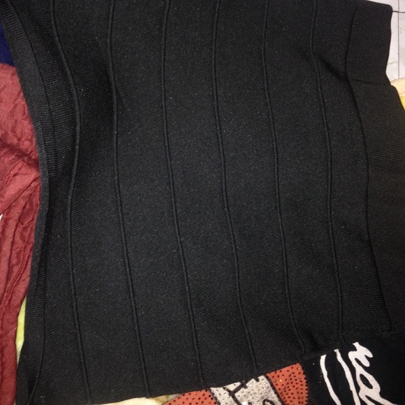 Small black bodycon skirt💢💢sale only today