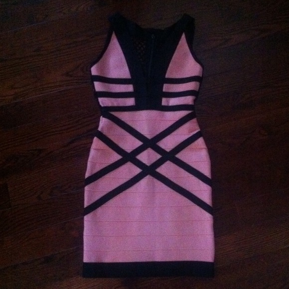 NWOT coral & black woven back bandage dress