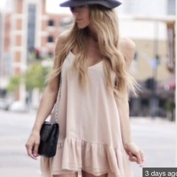 Brandy Melville Peach Grace Dress - Picture 2 of 4