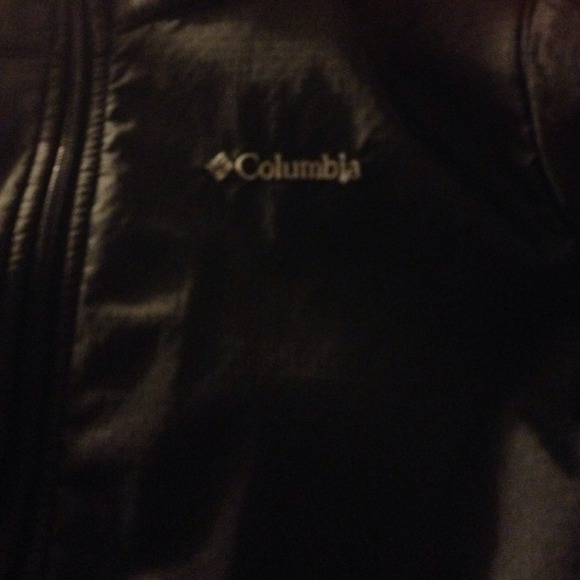Kids Columbia jacket. - Picture 2 of 3