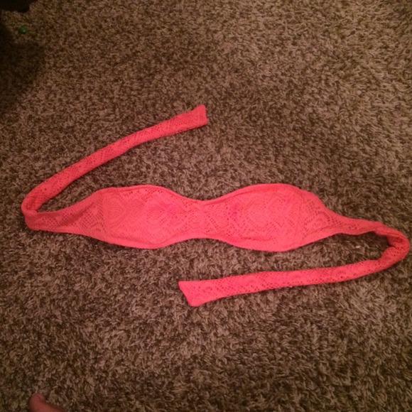 Aeire Swimsuit Top - Picture 1 of 2