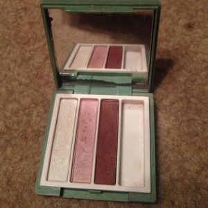 Clinique light impact eye shadow trio
