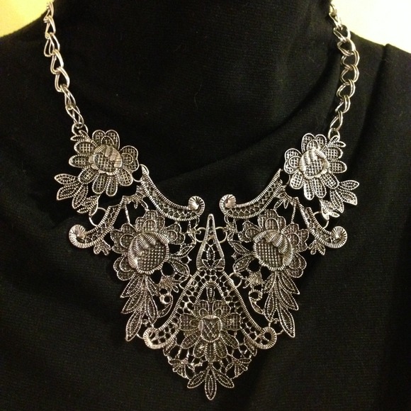 Silver-Tone Lace Necklace