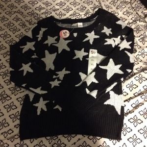 Black and White Patterned Sweater