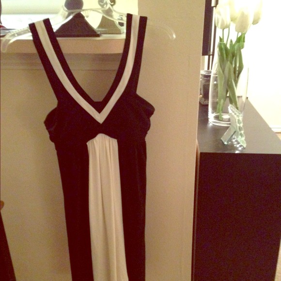 Black n white dress