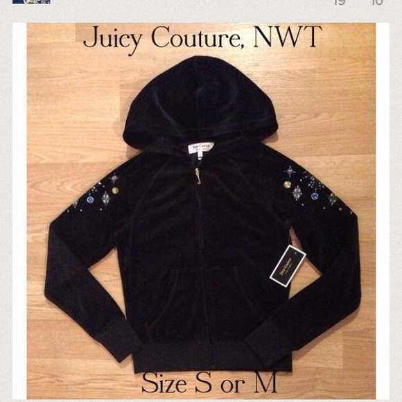 JC track jacket reserved for @ngocquynh
