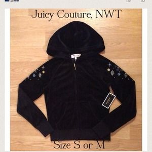JC track jacket reserved for @ngocquynh