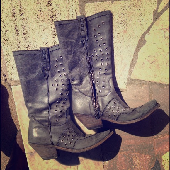 Lightly worn handmade cowboy boots by Liberty