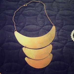 Big gold necklace