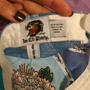 Ed Hardy Accessories - Ed Hardy - Rhinestone lotus Embroidered Mesh Cap Ed Hardy Accessories - Ed Hardy - Rhinestone lotus Embroidered Mesh Cap