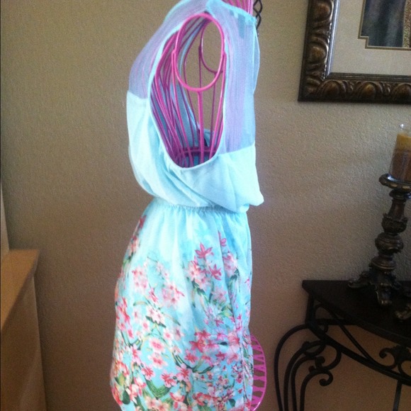 Forever 21 dress - Picture 2 of 3