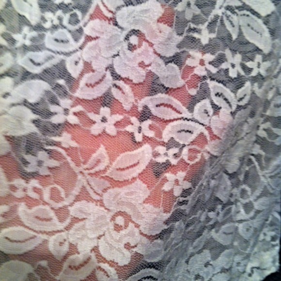 Floral Lace Cami - Picture 4 of 4