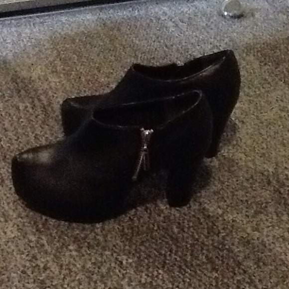 Nice high heel shoes - Picture 2 of 3