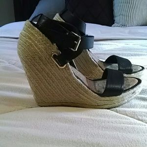 ENZO ANGIOLINI wedge sandals