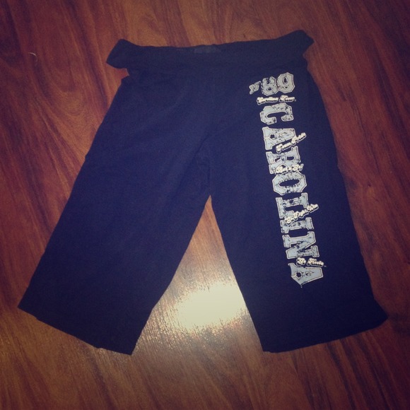 Carolina Tar Heel soffe pants!!