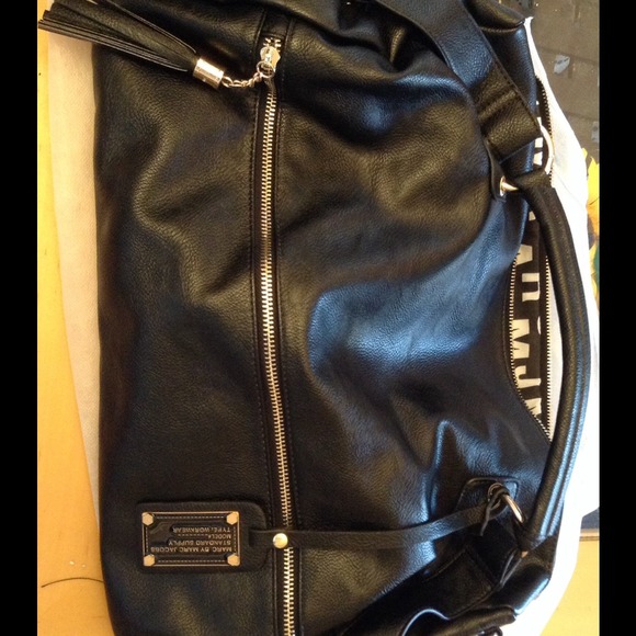 Marc Jacobs handbag SALE $80.00