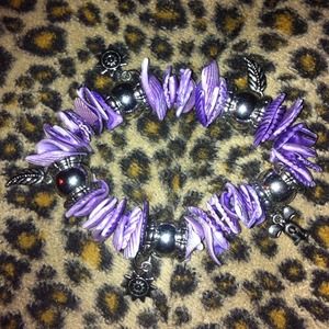 3 stretchy bracelets