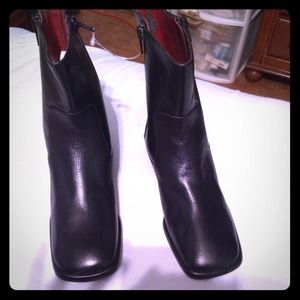 Black Leather Boots !!!