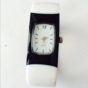 Bracelet watch