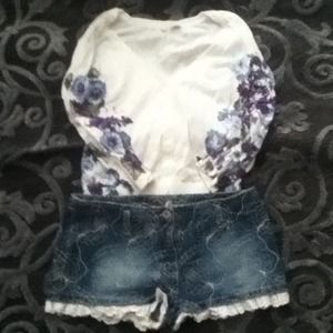 Designer summer denim and lace shorts! 8/38