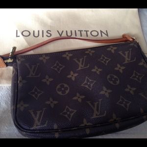 🎉Authentic Louis Vuitton pochette