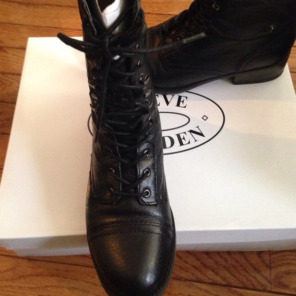 Steve Madden Combat boots - Picture 3 of 4