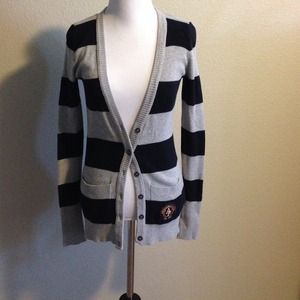 Black and grey Abercrombie cardi