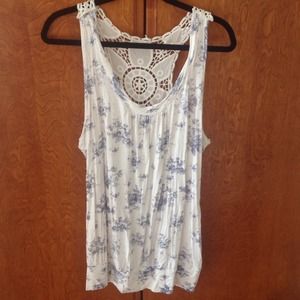 White/blue flower top with Crochet like back