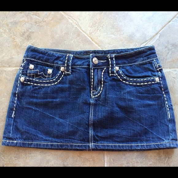 -SOLD- Miss Me Denim Skirt - Size 27 - Picture 2 of 4