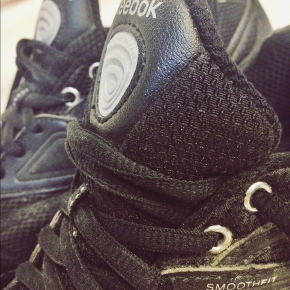 reebok easytone smoothfit shoes