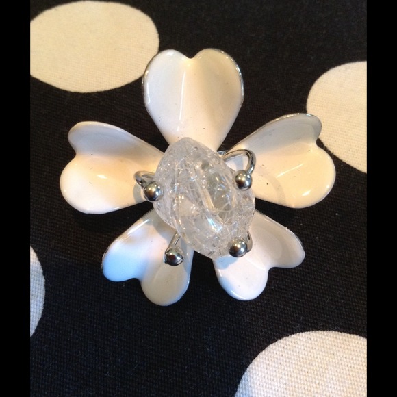 Flower ring SOLD - Picture 2 of 4