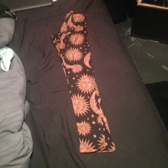 Sun and moon silk leggings