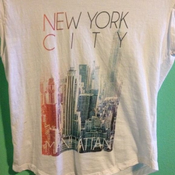 CottonOn: New York City Tee - Picture 4 of 4