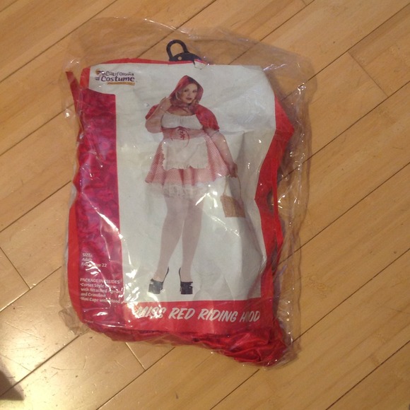 Miss red riding hood plus size costume