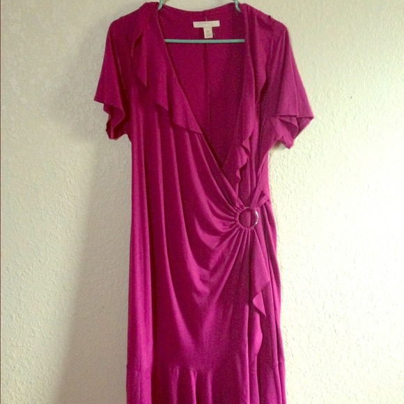 🎉Flash Sale🎉 Pink Wrap Dress NWOT