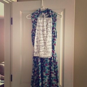 Bundled blue dress and handwriting skirt