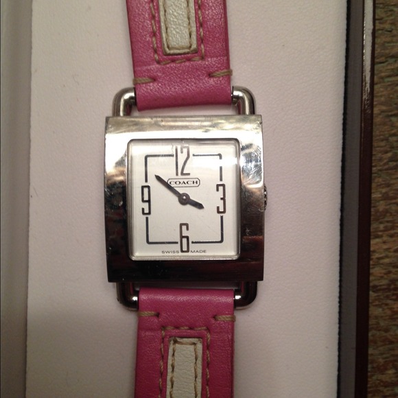 Coach watch - Picture 2 of 3