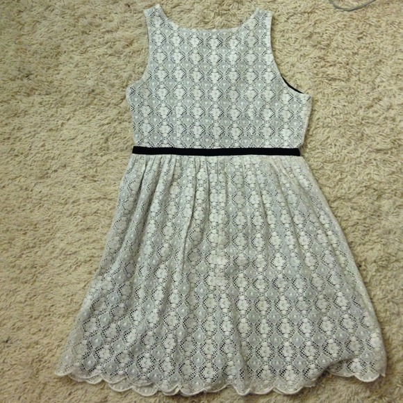 👗❤️ - Picture 3 of 3