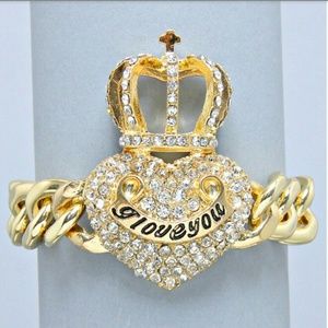 Charm bracelet