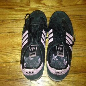 💥Adidas sneakers🌀