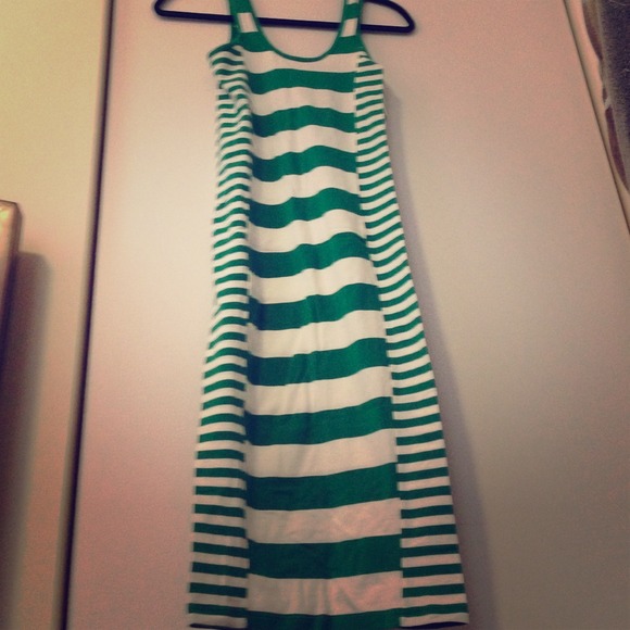 Beachy Fcuk green and white stripped dress size 4