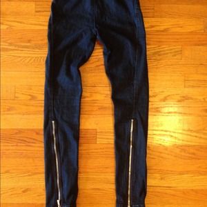 Bcbg blue mid rise jeggings