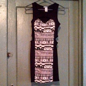 Black/White dress