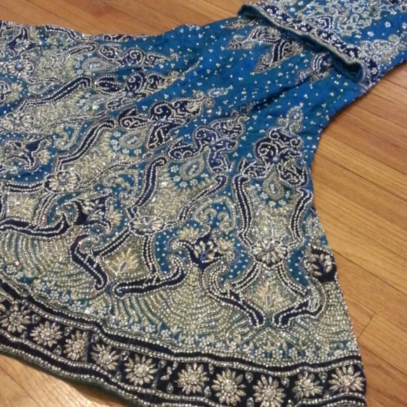 this is hende - Picture 2 of 4